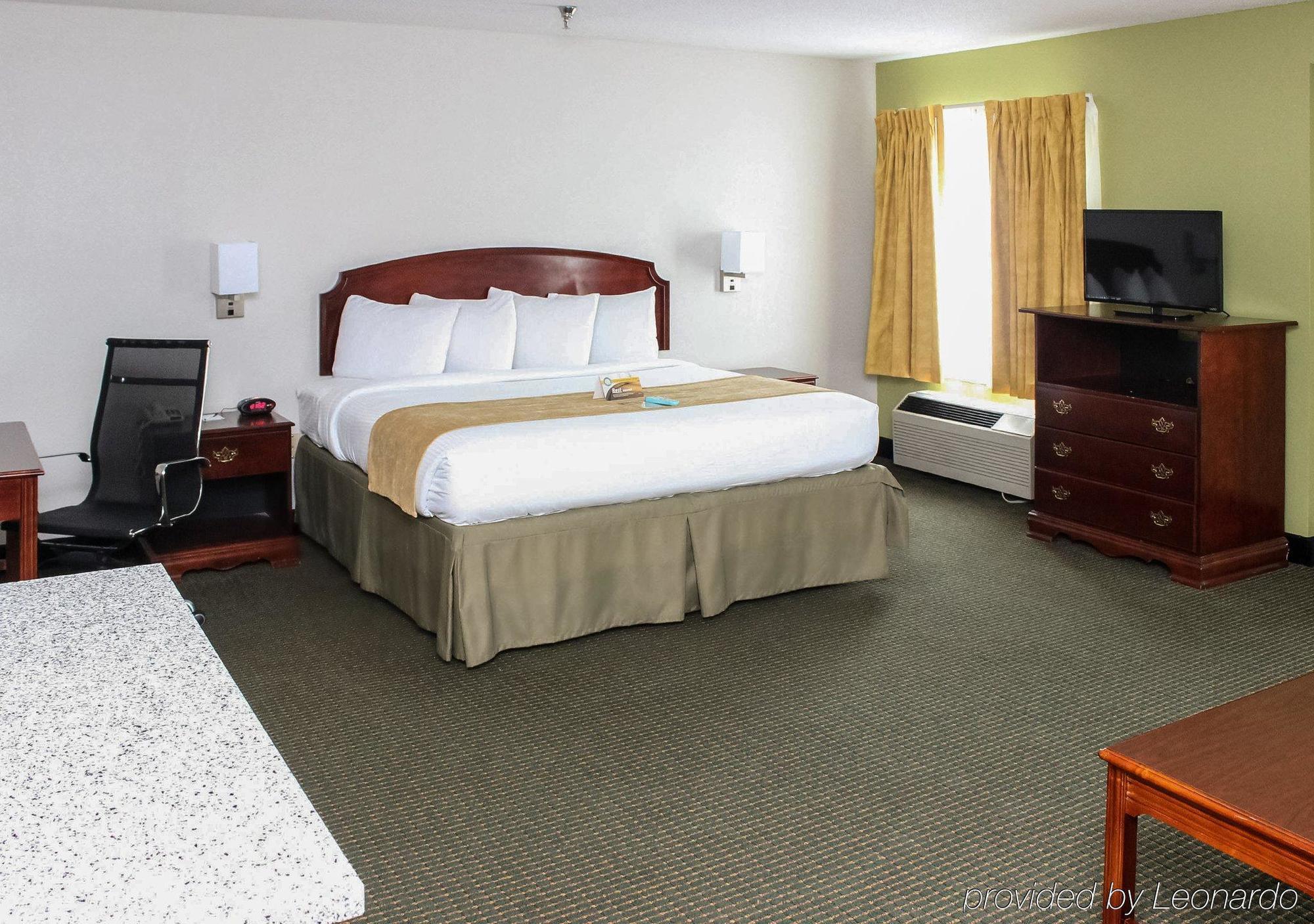 Quality Inn Warsaw Near Rappahannock River Exterior photo