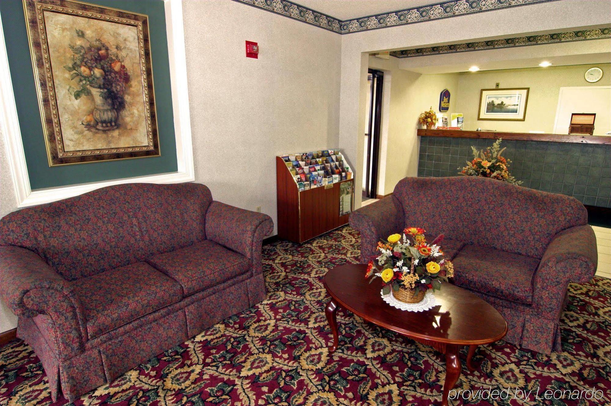 Quality Inn Warsaw Near Rappahannock River Interior photo