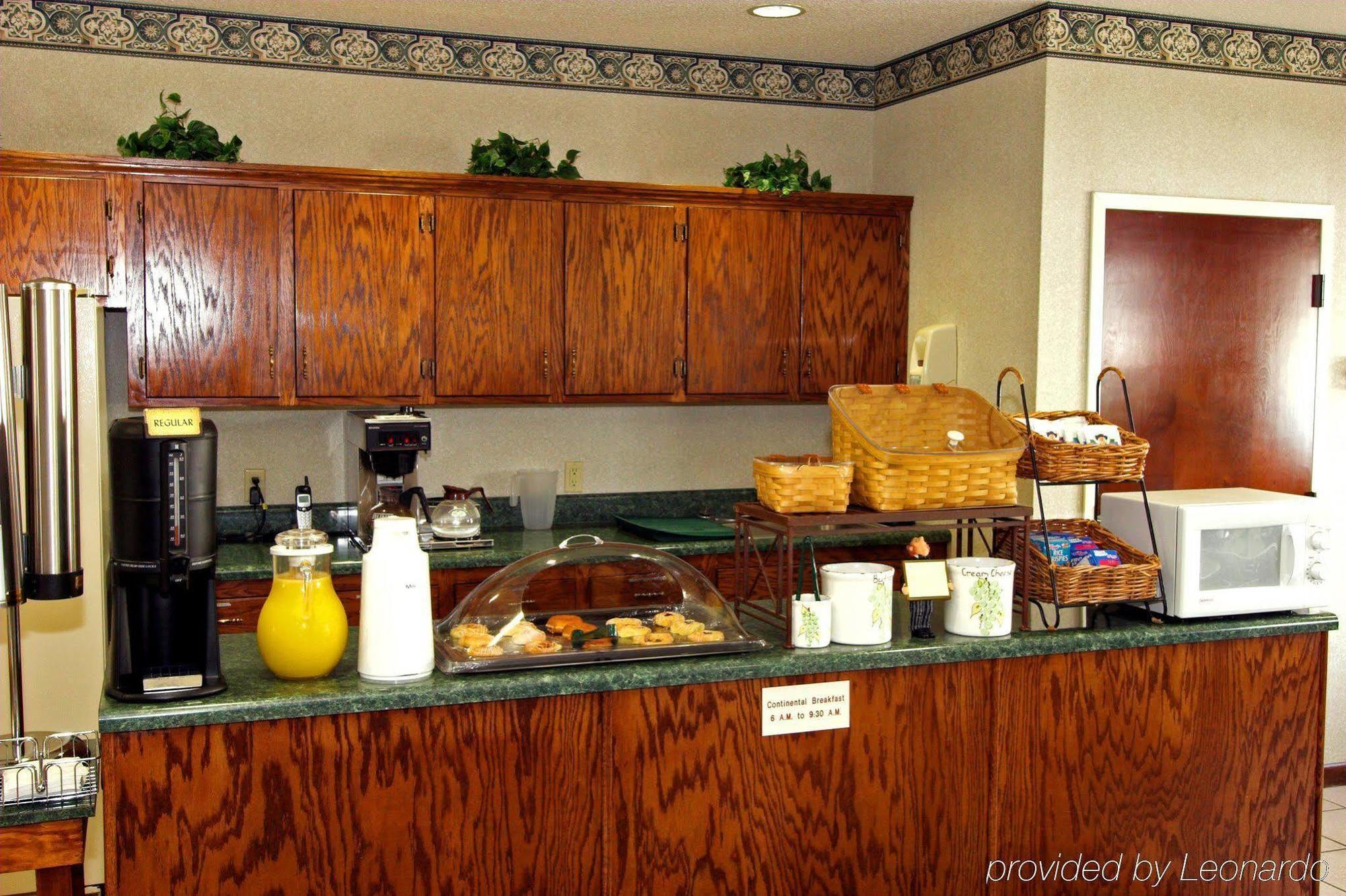 Quality Inn Warsaw Near Rappahannock River Restaurant photo